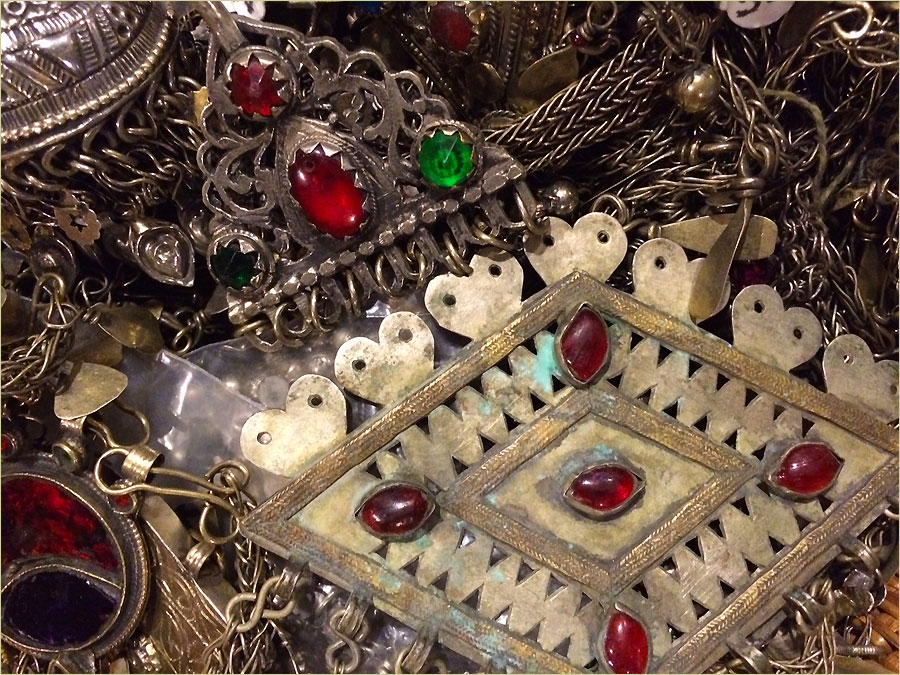 Tribe Nawaar vends at Colorado's annual belly swap & hafla