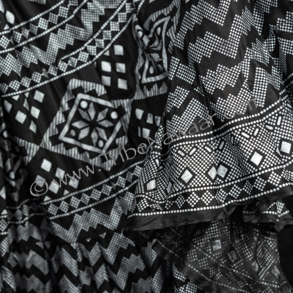 Black & Silver Assuit Skirt