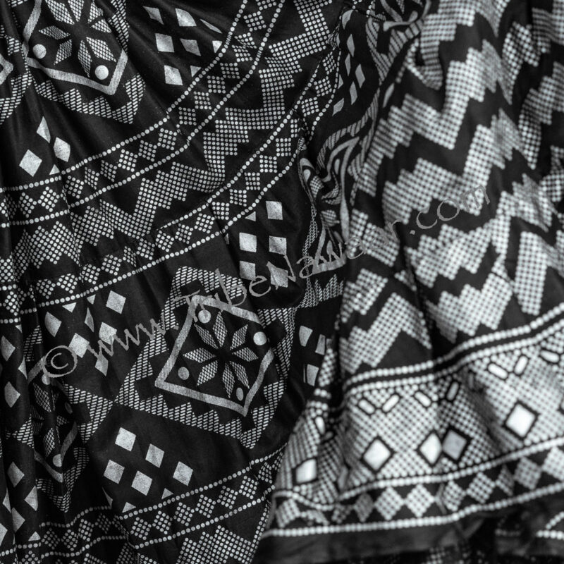 Black & Silver Assuit Skirt