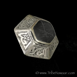 Turkomen ring with black stone from Tribe Nawaar, alternate view