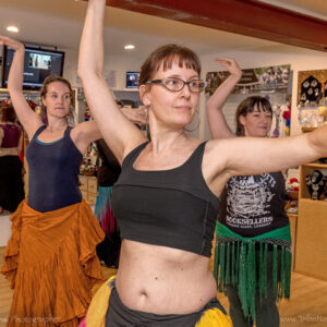 Beginning Belly Dance Classes, Mondays 6pm