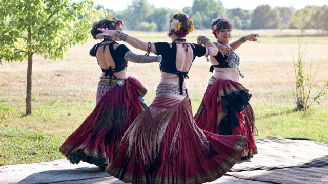 Nawaar Dance Company troupe members, Steph, Jennifer & Kristin perform at the Farm 2023