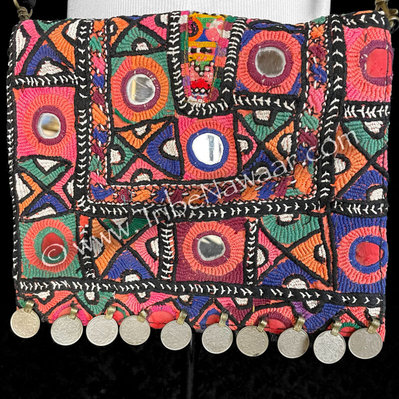 Aria Vintage Textile Leather Purse