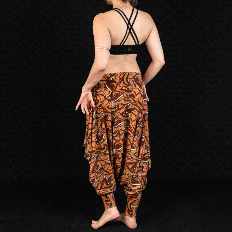 Turkish Pants & Melodia Black Lace Bralette (Consignment masch1-1 & kgmc1-21)