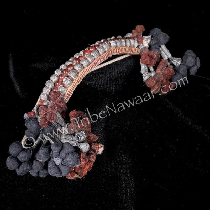 Vintage Beaded Armband With Black & Burgundy Tassels (Consignment macart1-46)