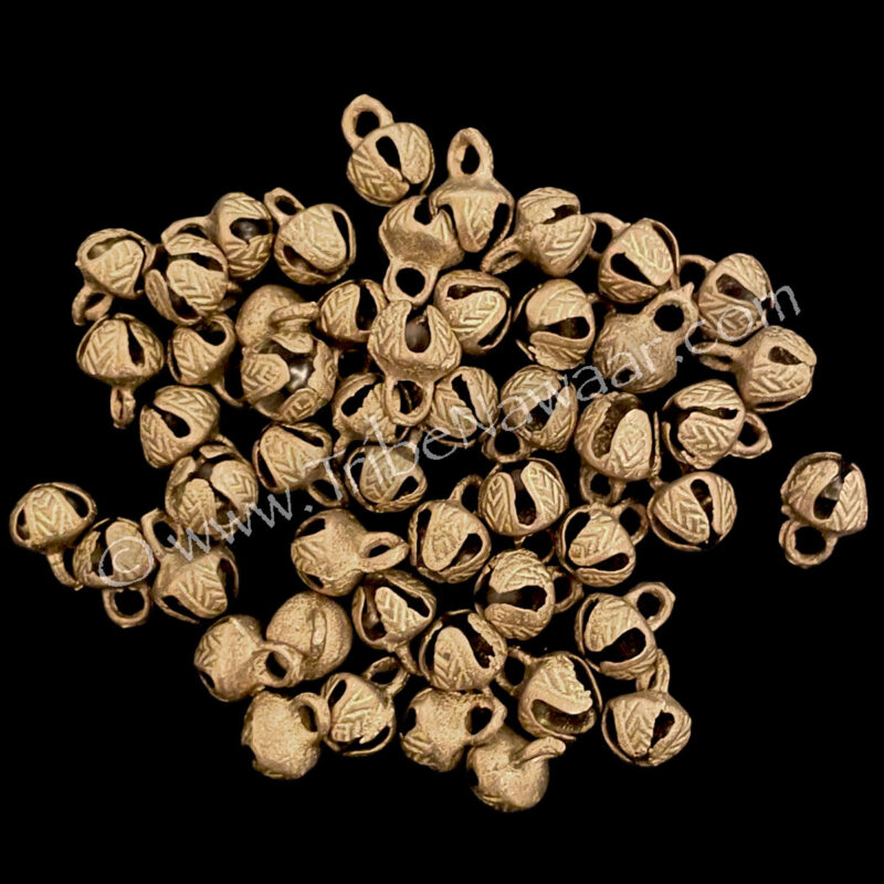 7/16″ Antique Brass Bells With Ornamentation, Pack of 50