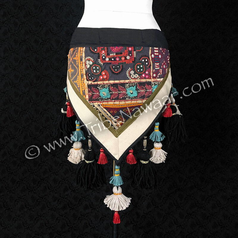 Poplar Tasseled Hip Scarf