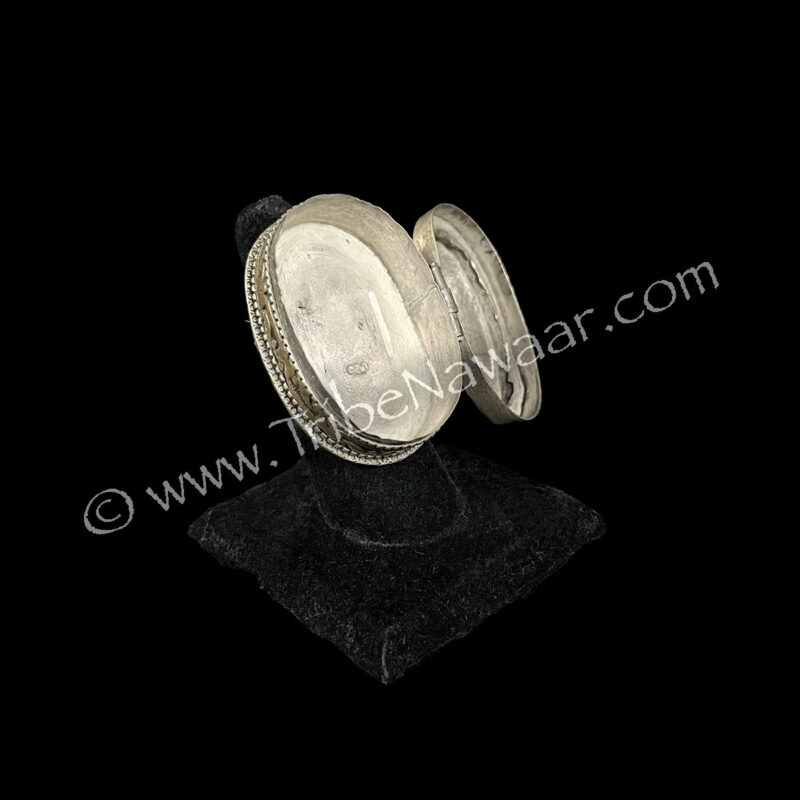 Turkoman Hidden Compartment Ring (Consignment judiv1-40)