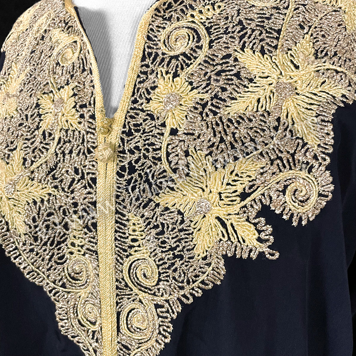 Navy Tunic With Pale Gold Accents (Consignment spegor260722)